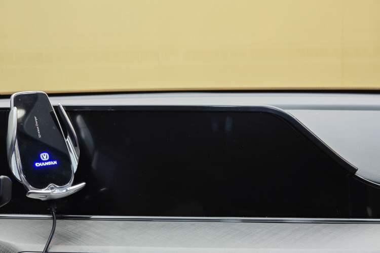 Used Changan Eado 2023 Changan Edition PLUS Blue Whale NE 1.4T GDI DCT Prestige Version
