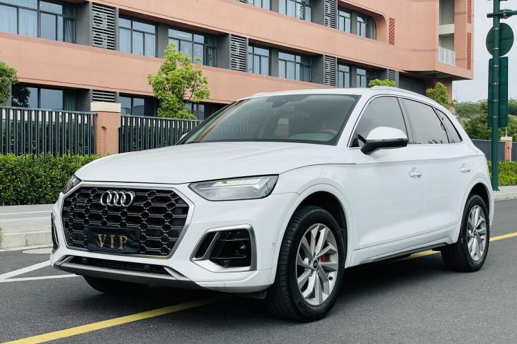 Used Audi Q5L 2022 40T Luxury Dynamic Model Guazi used car, China used car export, Used car for sale, Used  cars, Cheapest cars for sale
