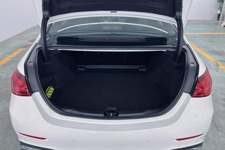 Used Mercedes-Benz C-Class 2022 Restyled C 200 L Sport Edition Interior 6