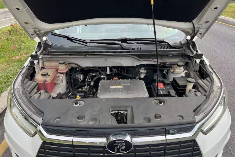 Used BYD Yuan New Energy 2019 EV535 Smart Connect Trendsetting Model Interior 6