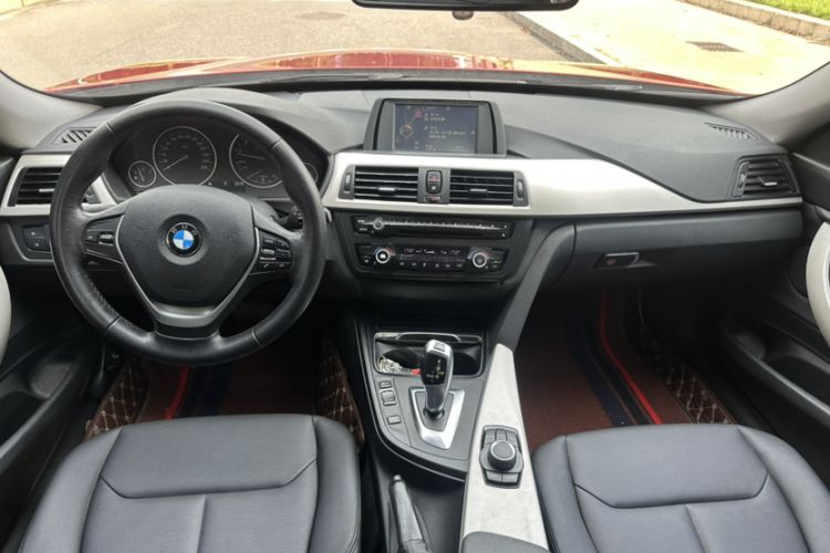 Used BMW 3 Series GT 2014 320i Leading Model
