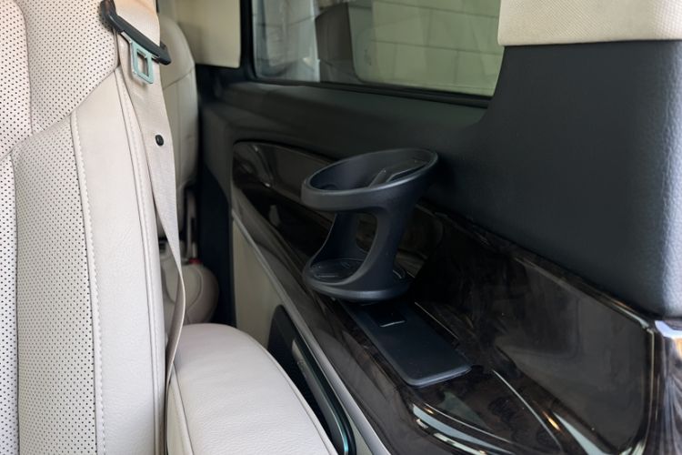 Used Mercedes-Benz V-Class 2018 V 260 L Prestige Extended Version China VI