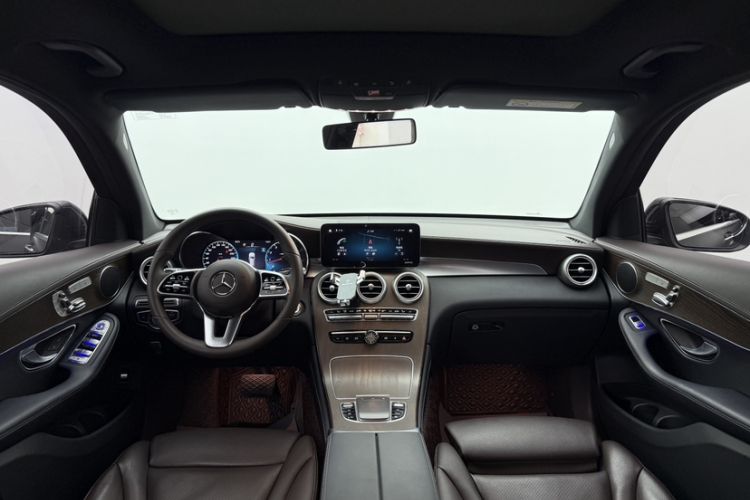 Used Mercedes-Benz GLC 2021 GLC 260 L 4MATIC Luxury Model
