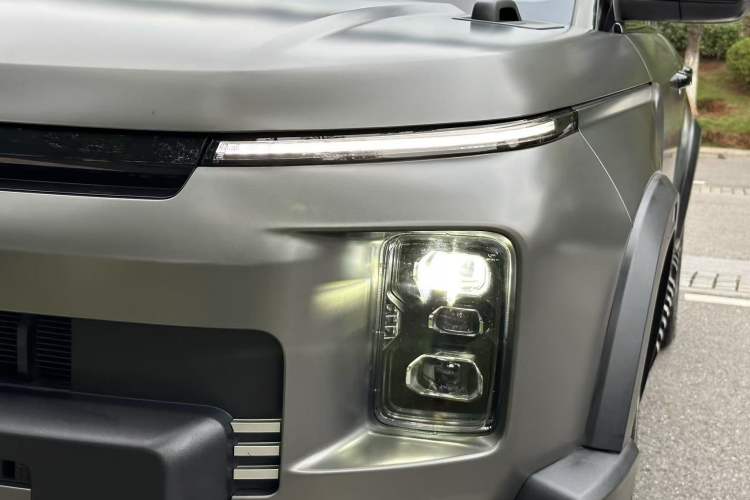 Used Geely Auto Cowboy 2025 1.5TD Fun-Offroad Version
