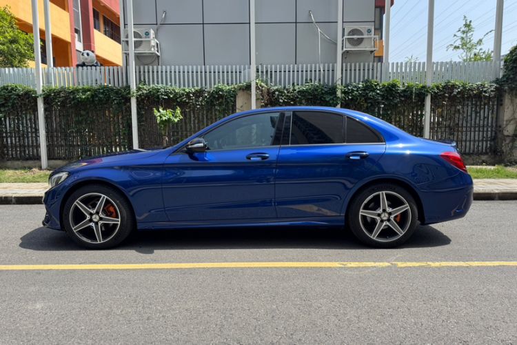 Used Mercedes-Benz C-Class 2017 Restyled C 200 Sport Edition Exterior 1