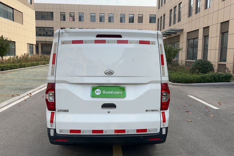 Used SAIC MAXUS EV30 2021 Pure Electric Smart Logistics Expert with Long Wheelbase—CATL