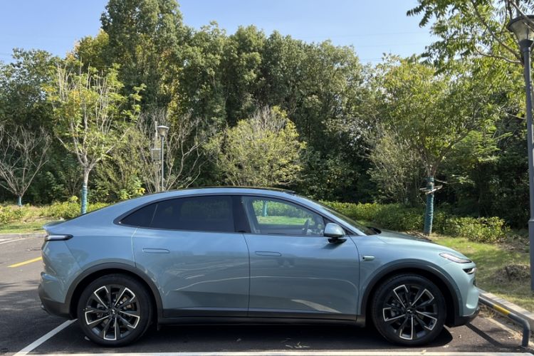 Used ONVO L60 2024 60 kWh Rear-Drive Version
