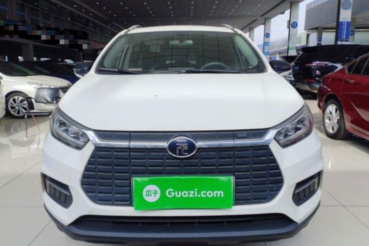 Used BYD Yuan New Energy 2019 EV360 Smart Connect Enjoyment Model