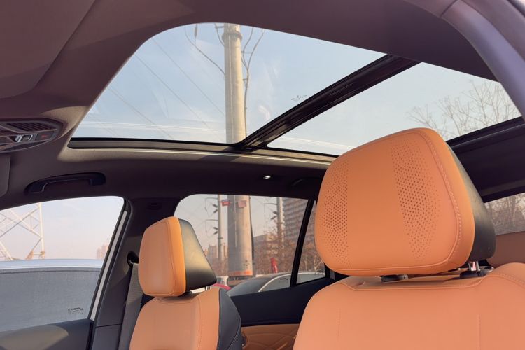 Used Geely Galaxy Galaxy Xingjian 7 EM-i 2025 120km Launch+ Version
