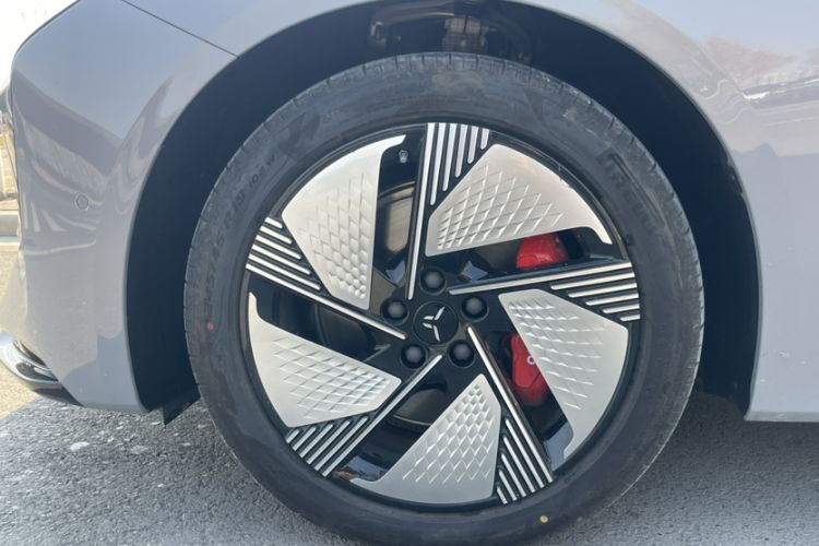 Used Hongqi EH7 2025 640 All-Wheel Drive Smart Selection Edition