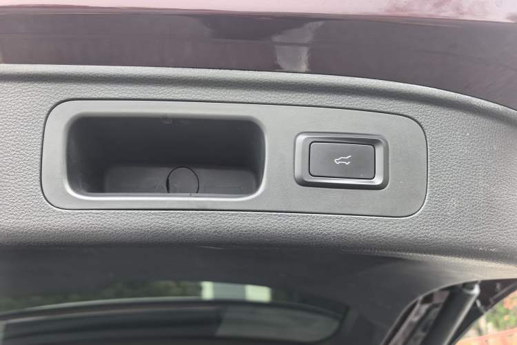 Used Ford Equator 2021 EcoBoost 225 Premier 6-Seater
