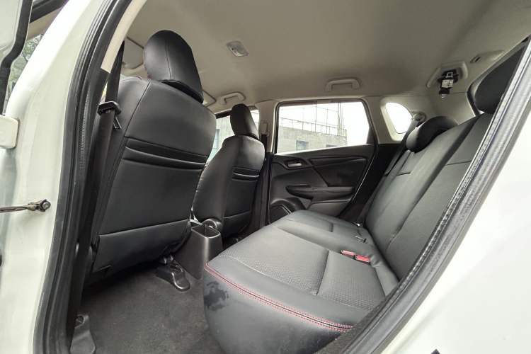 Used Honda Fit 2014 1.5L LX Manual Comfort Model
