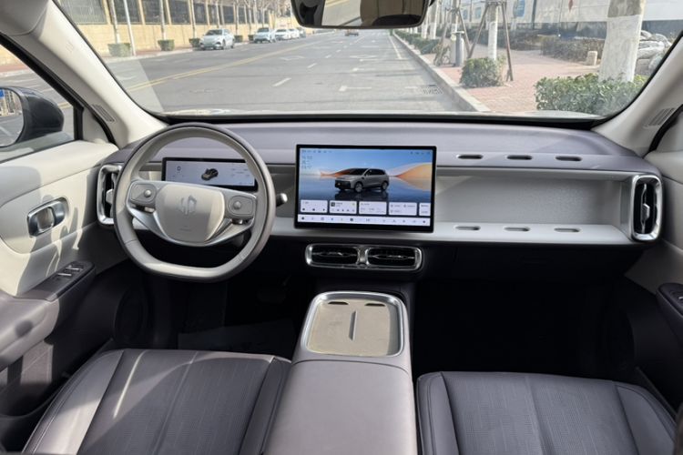 Used Leapmotor B10 2025 510 Joyful Edition Interior 3