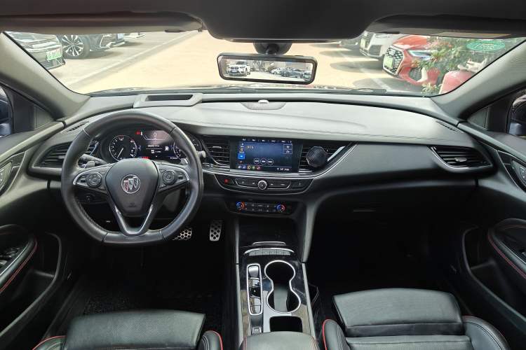 Used Buick Regal 2020 GS 28T Prestige Model