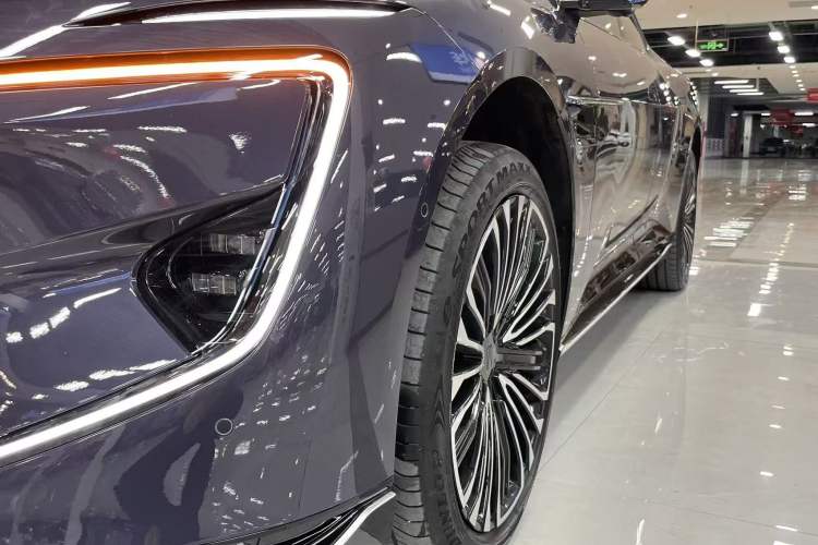 Used Avatr 12 2026 Ultra Pure-Electric All-Wheel-Drive Version Exterior 3