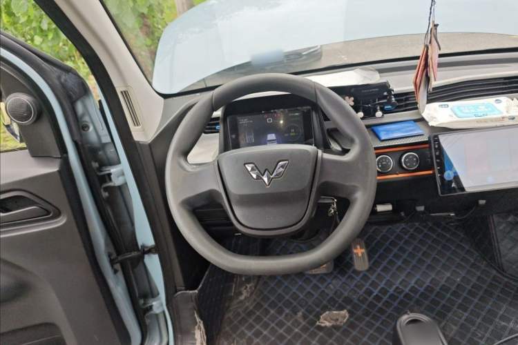 Used Wuling Hongguang MINIEV 2020 Freedom Version Lithium Iron Phosphate
