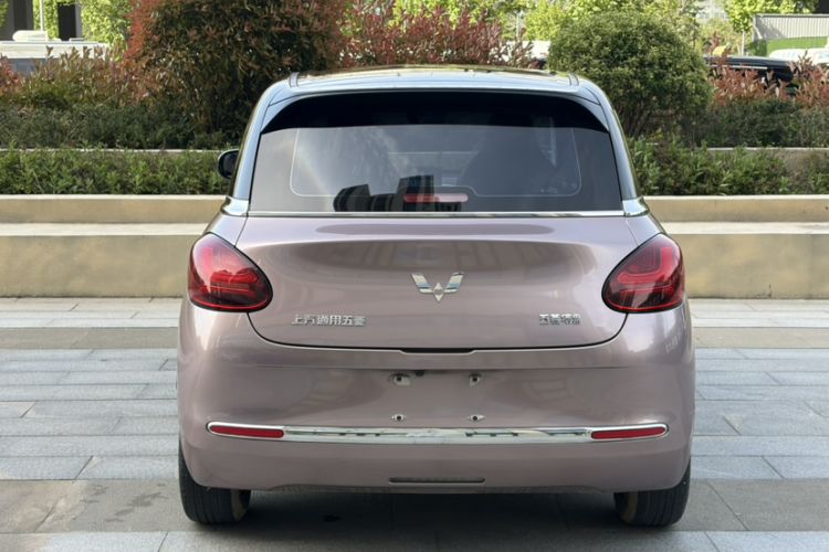 Used Wuling Bingo 2023 333 km Enjoyment Version
