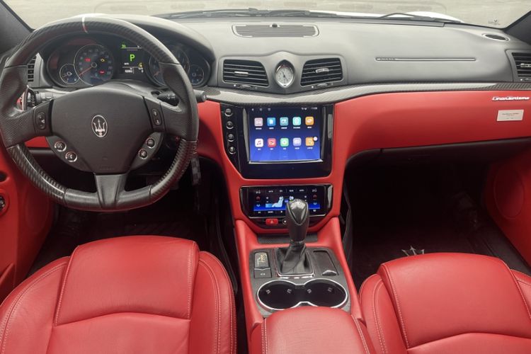 Used Maserati GranTurismo 2007 4.2L Standard Edition Interior 3