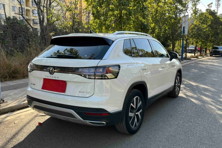 Used Volkswagen Tayron 2023 300TSI Two-Wheel-Drive Luxury Plus Advanced Edition