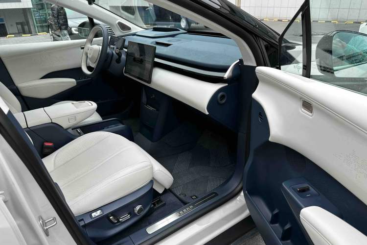 Used Zeekr X 2024 Five-Seater Four-Wheel Drive
