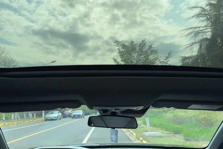 Used CHANGAN UNI-V 2023 1.5T Prestige Model Headliner