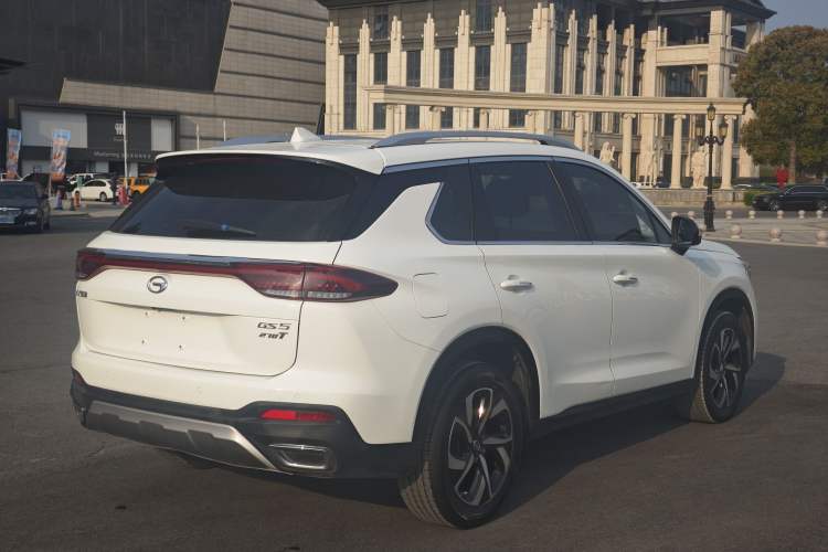 Used GAC Trumpchi GS5 2019 270T Automatic Luxury Edition Exterior 6