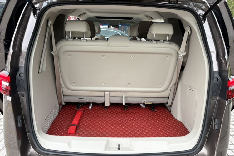 Used Buick GL8 2023 Land Executive Class 652T Luxury Model