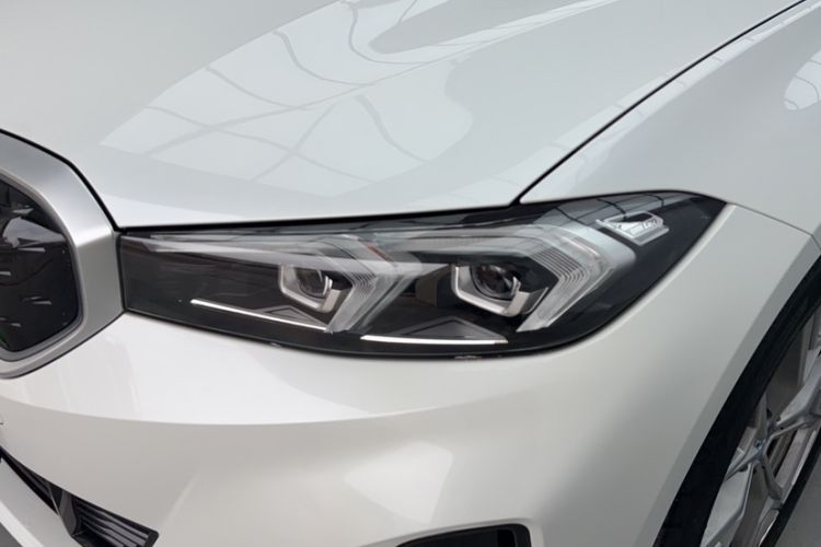 Used BMW i3 2022 eDrive 35 L
