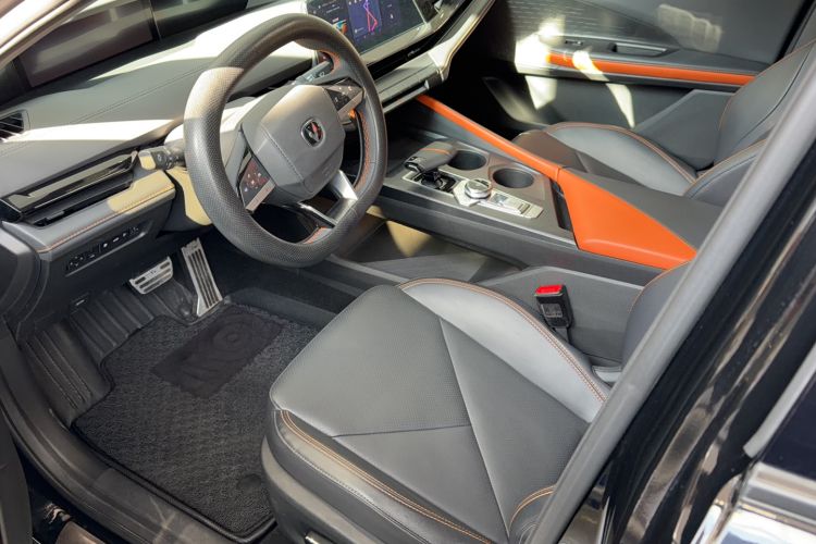 Used Changan UNI-V iDD 2023 ZhiDian iDD 1.5T 113km ZhiKu Model