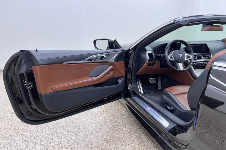 Used BMW 8 Series 2019 840i Convertible Coupe M Sport Package
