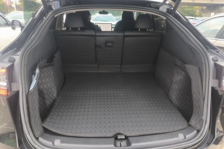 Used Tesla Model Y 2022 Revised Version Rear-Wheel Drive Interior 6