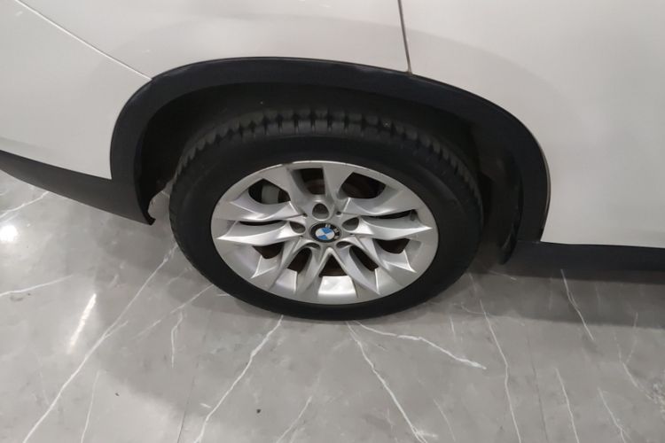 Used BMW X1 2014 sDrive18i Leading Model
