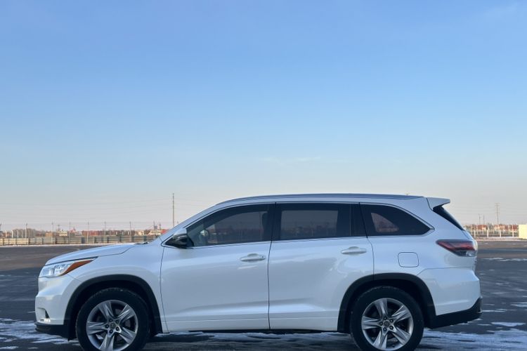 Used Toyota Highlander 2017 2.0T Four-Wheel Drive Luxury Edition 7 Seats
