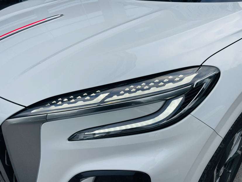 Hongqi HS3 PHEV 2025 Model 117km Jingwei Edition — снимка 8