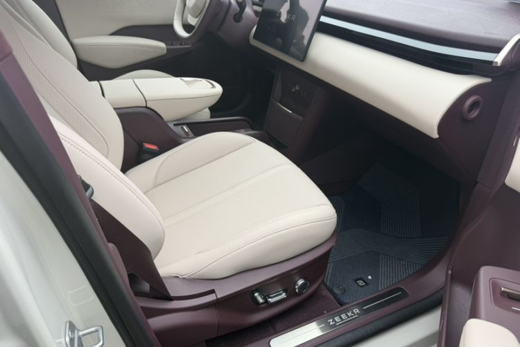 Used Zeekr X 2025 5-Seater Long-Range Version Interior 10