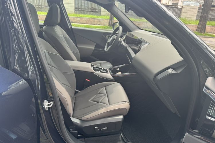 Used BMW X3 2025 xDrive30L Leading Model M Sport Package