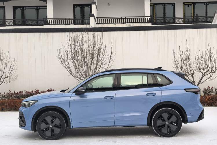 Used Volkswagen Tiguan L 2024 PRO 380TSI Four-Wheel Drive R-Line Prestige Edition