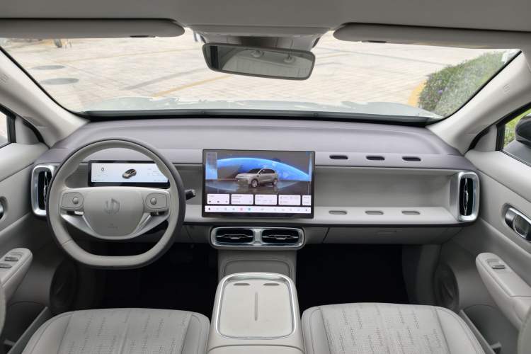 Used Leapmotor B10 2025 510 Joyful Edition
