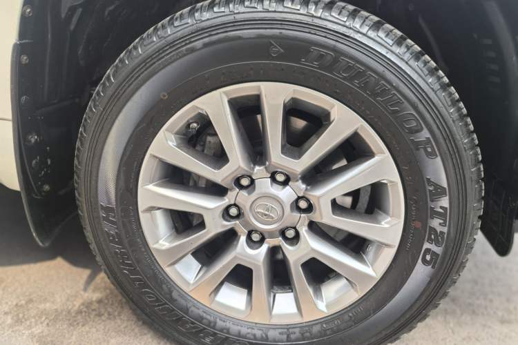 Used Toyota Prado 2018 3.5L Automatic TX-L Exterior 5