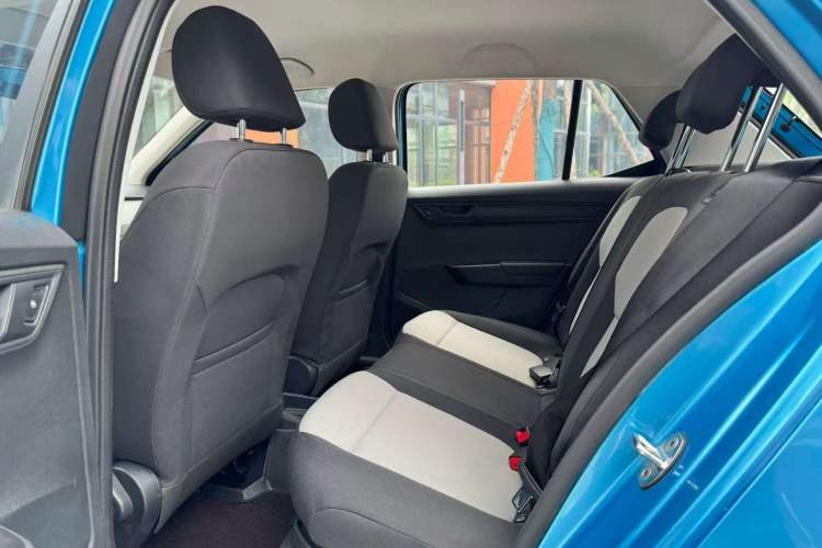 Used Skoda Fabia 2015 1.4L Automatic Front-Drive Model
