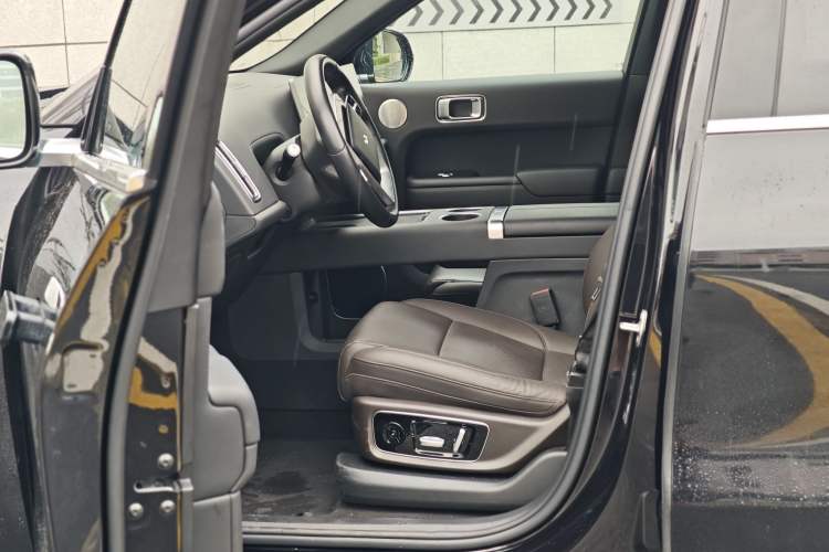 Used Li Auto L8 2023 Pro Model