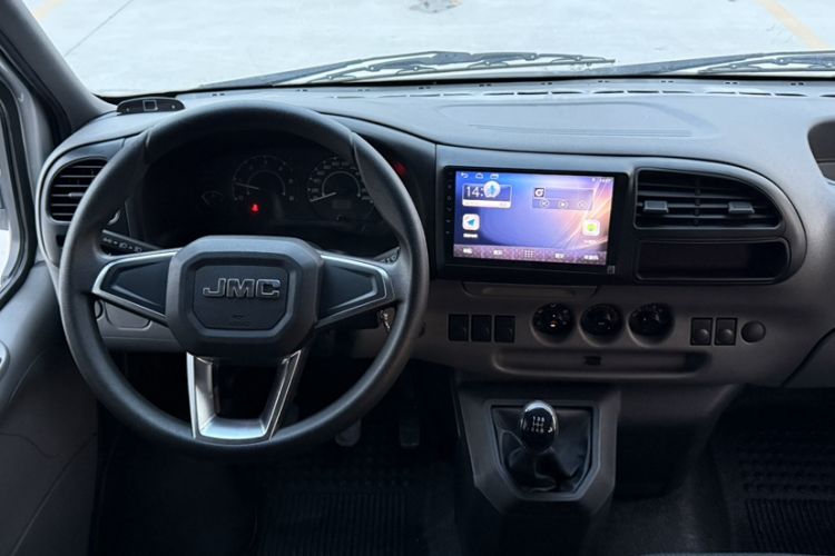 Used JMC Transit 2017 2.8T Commercial Version Short Wheelbase Mid-Roof 6/7/8-Seater JX493
