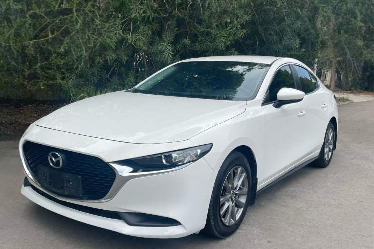 Used Mazda 3 Axela 2020 1.5L Automatic ZhiMei Edition Exterior 1