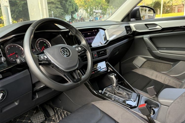 Used Volkswagen Tayron 2022 280TSI Two-Wheel Drive Luxury Smart Connectivity Version
