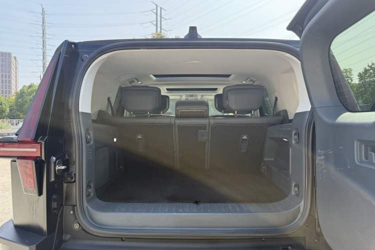 Used Brave warrior 917 2023 Range-Extended Base Model