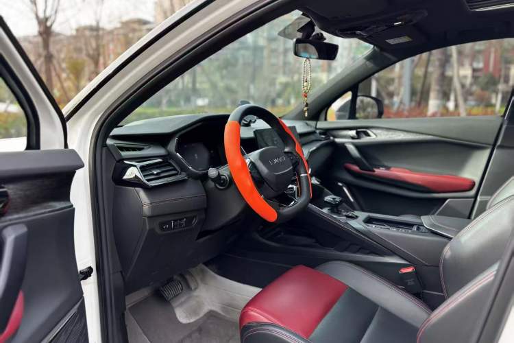 Used Lynk & Co 06 2020 1.5T JinPro model Interior 2