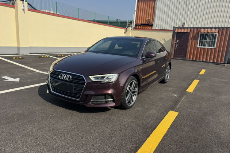 Used Audi A3 2019 Limousine 35 TFSI Sporty Version China VI