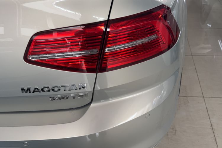 Used Volkswagen Magotan 2018 330TSI DSG Advanced Model