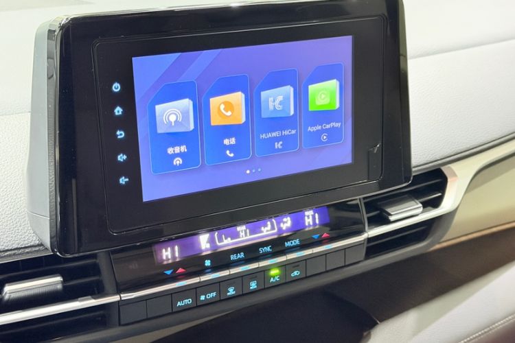 Used Toyota SIENNA 2021 2.5L Hybrid Comfort Edition Audio And AC Panel