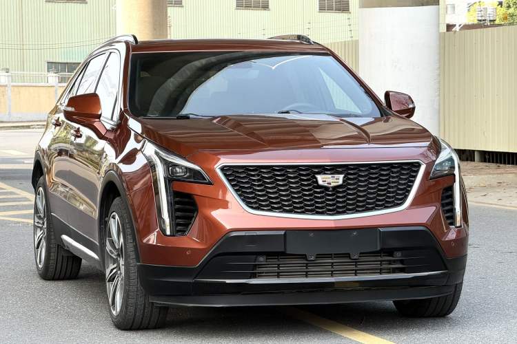 Used Cadillac XT4 2018 28T 4x4 Platinum Sport Edition

